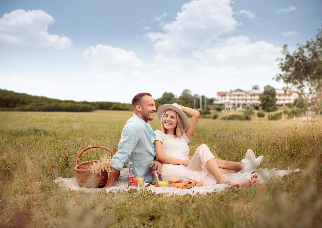 Wellness Natur Resort Gut Edermann Teisendorf Exterior photo