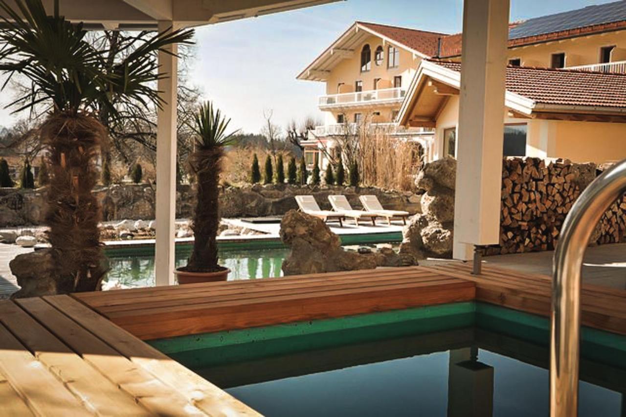 Wellness Natur Resort Gut Edermann Teisendorf Exterior photo